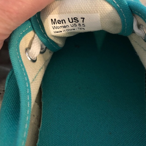 Custom Vans Pac-Man Shoes - Picture 9 of 10